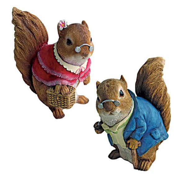 Grandparent Squirrel Statues